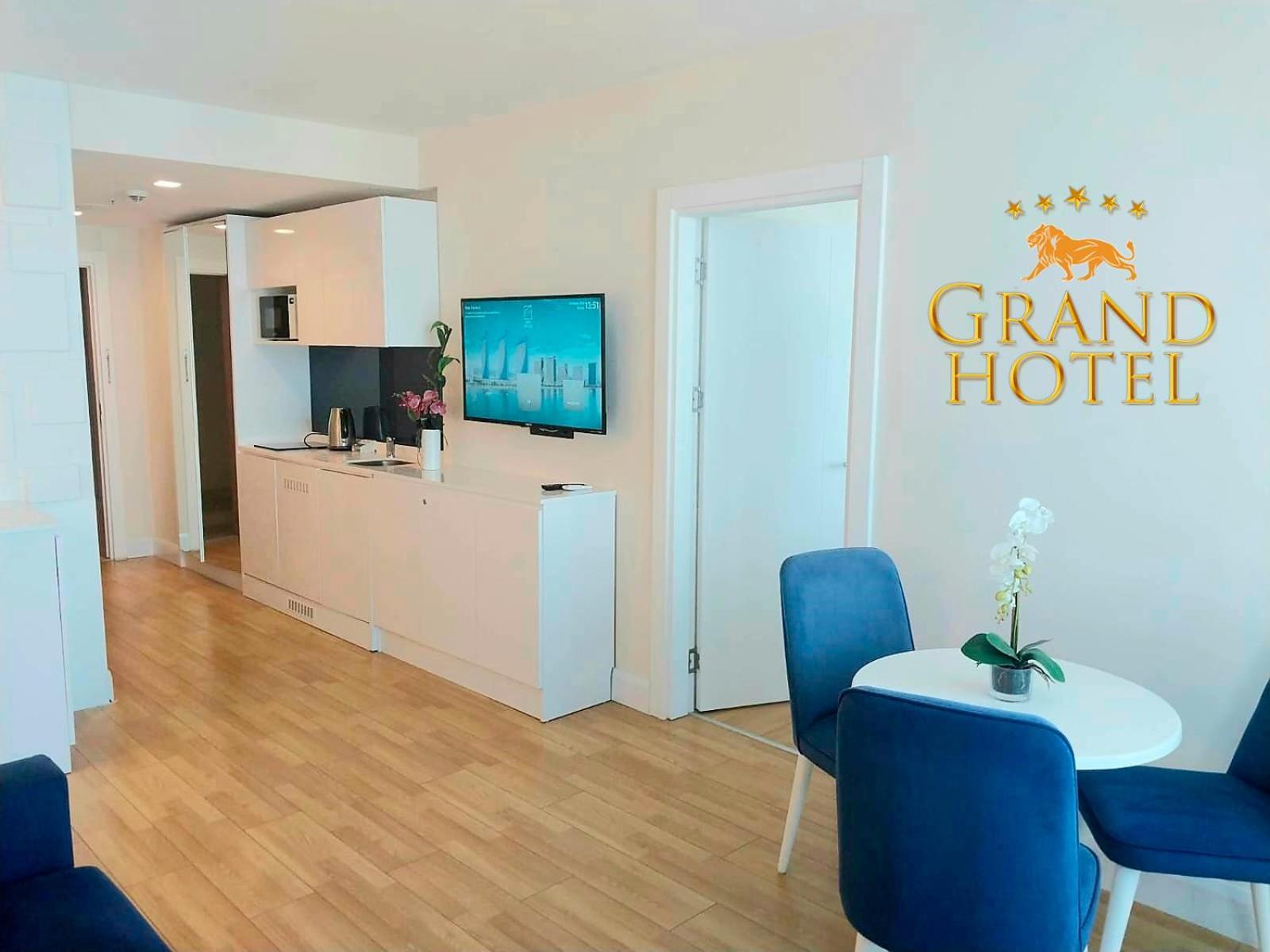 Grand Hotel ☆ Orbi City Batumi Exterior foto