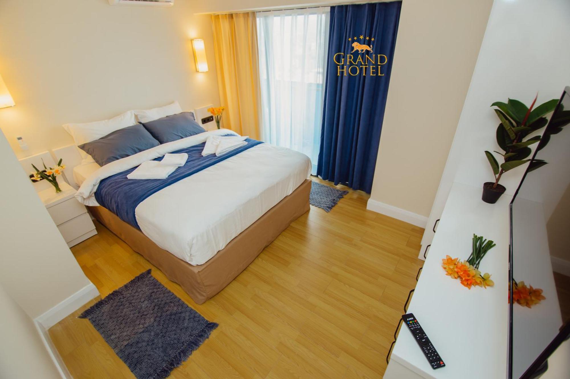 Grand Hotel ☆ Orbi City Batumi Exterior foto