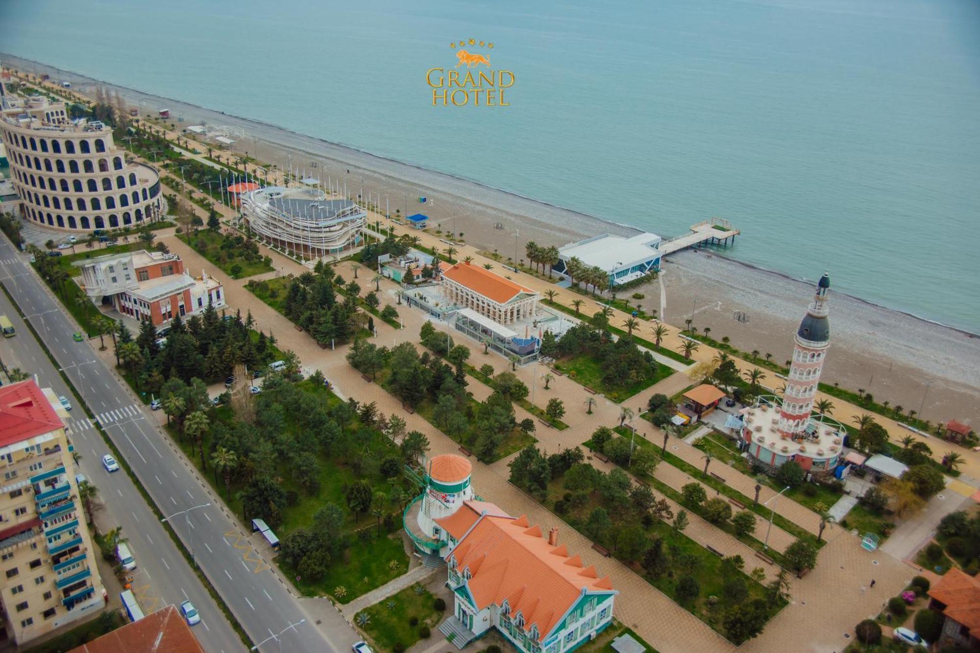 Grand Hotel ☆ Orbi City Batumi Exterior foto